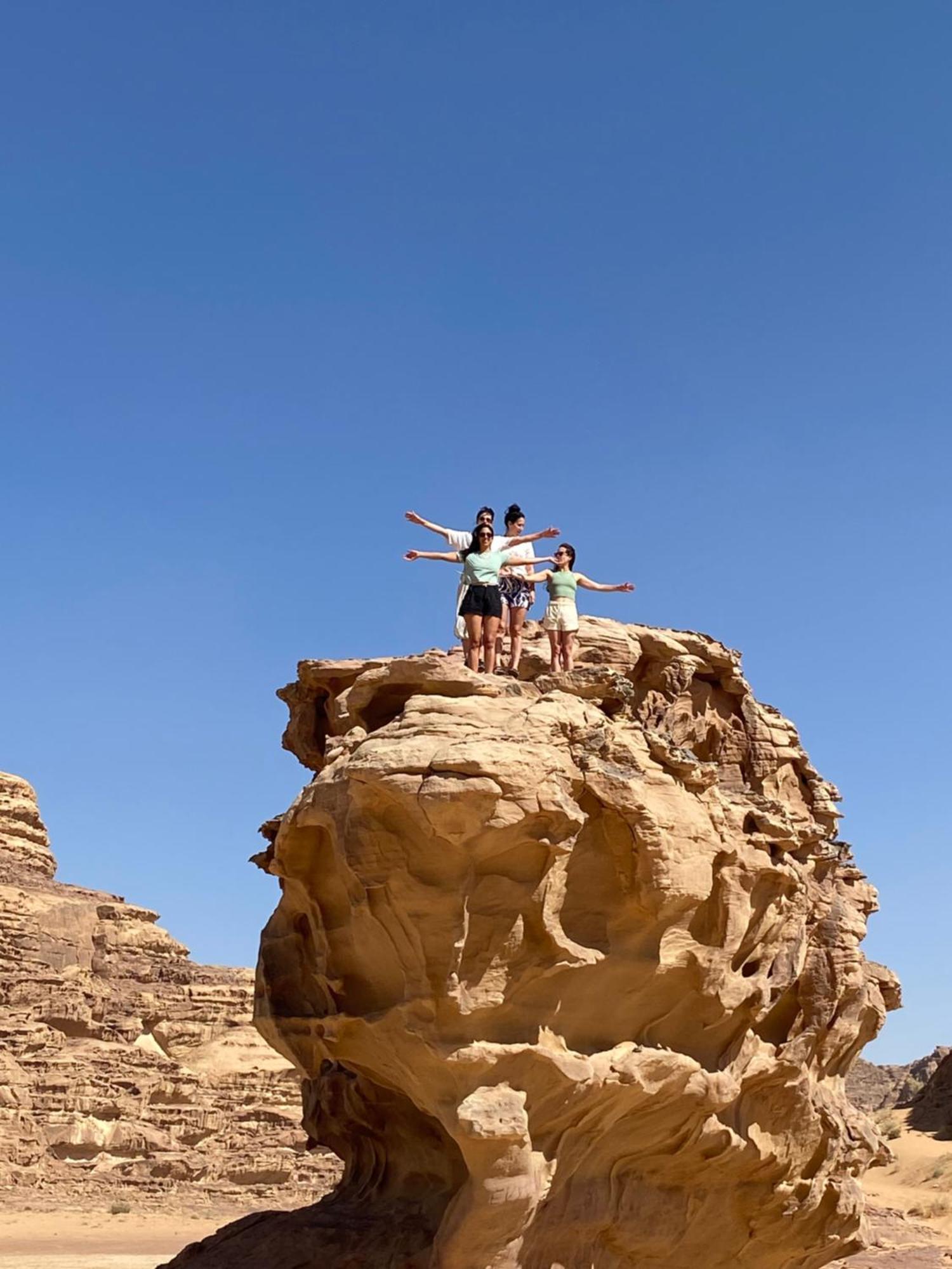 Rum Four Mountain Luxury Camp Wadi Rum Exterior foto